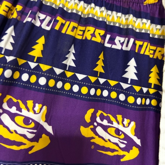 LSU Tigers Men's Medium Winter Holiday Pajama Bottoms Fandom Christmas - Picture 4 of 9